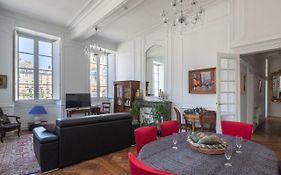 Les Suites de Philippe by Cocoonr